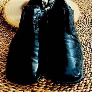 Mens Steve Madden Shoes, size 9